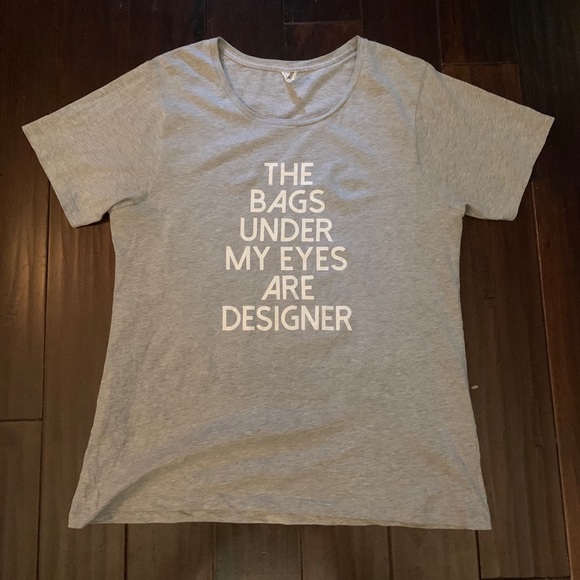 Tops - Ladies grey graphic T-shirt